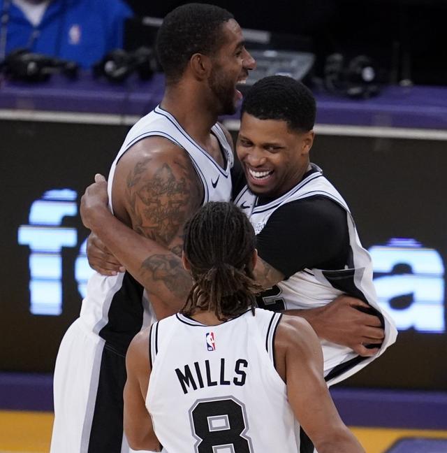 这场比赛的 这场比赛的